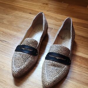 Sole Society Black and Tan Flats with Leopard Print